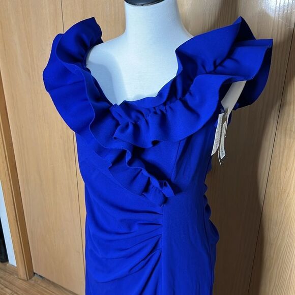 Xscape Women's Long Stretch Scuba Crepe Ruffle Collar Ruched Dress Size 14 NWT - Picture 4 of 13